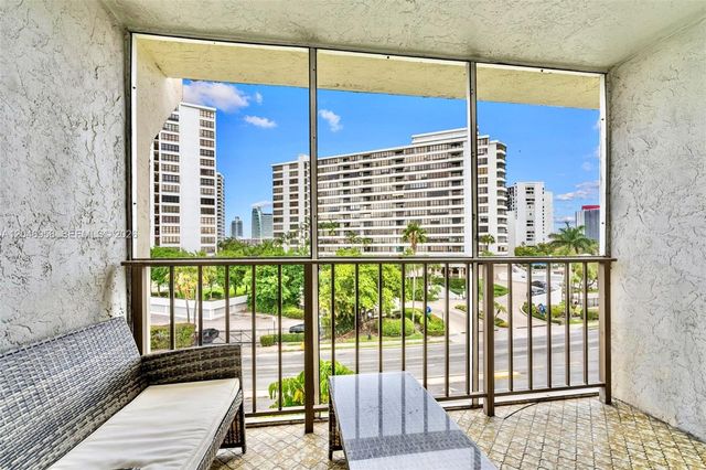 501 Three Islands Blvd 518, Hallandale Beach, FL 33009