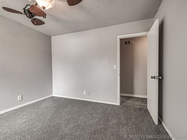 8960 E 16th Place, Tulsa, OK 74112