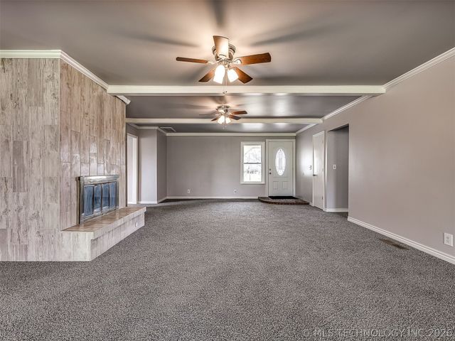 8960 E 16th Place, Tulsa, OK 74112