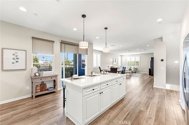 925 E 3rd, Santa Ana, CA 92701