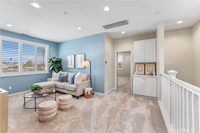 925 E 3rd, Santa Ana, CA 92701