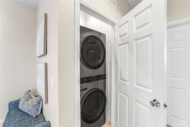 925 E 3rd, Santa Ana, CA 92701