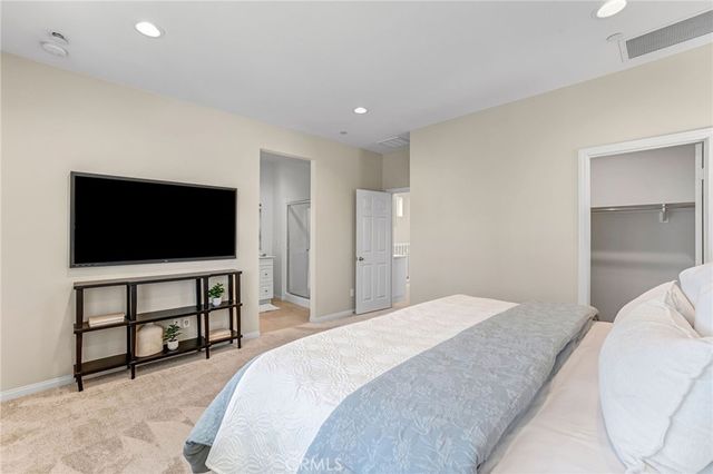 925 E 3rd, Santa Ana, CA 92701