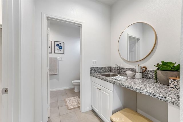 925 E 3rd, Santa Ana, CA 92701