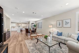 925 E 3rd, Santa Ana, CA 92701