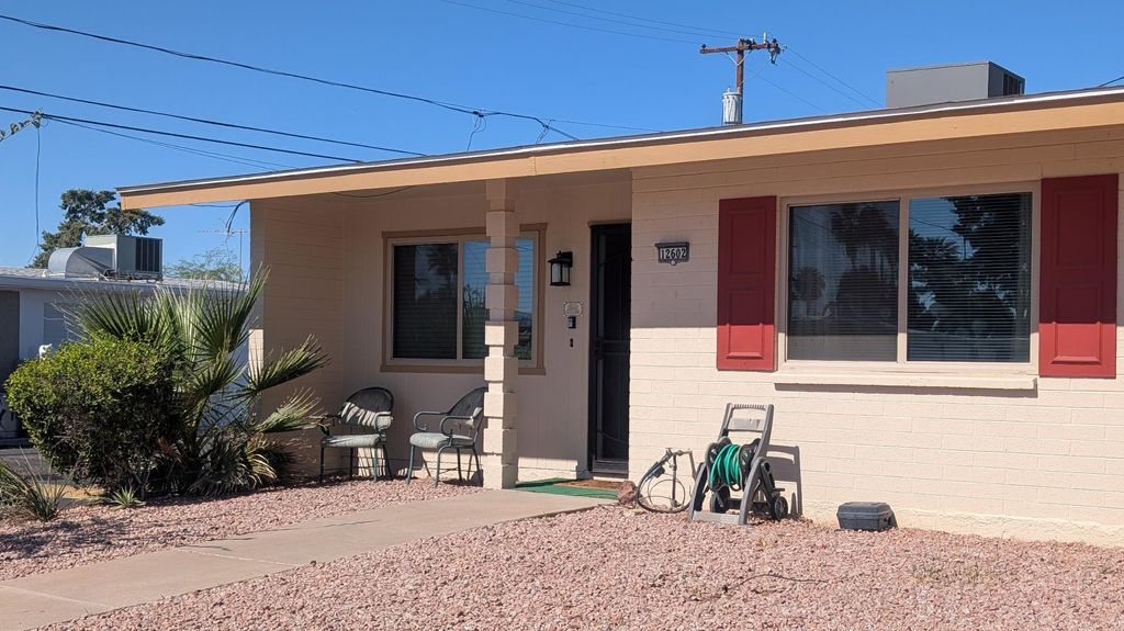 12602 N 105th Avenue, Sun City, AZ 85351