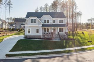 18555 Cove Creek Dr, Moseley, VA 23120