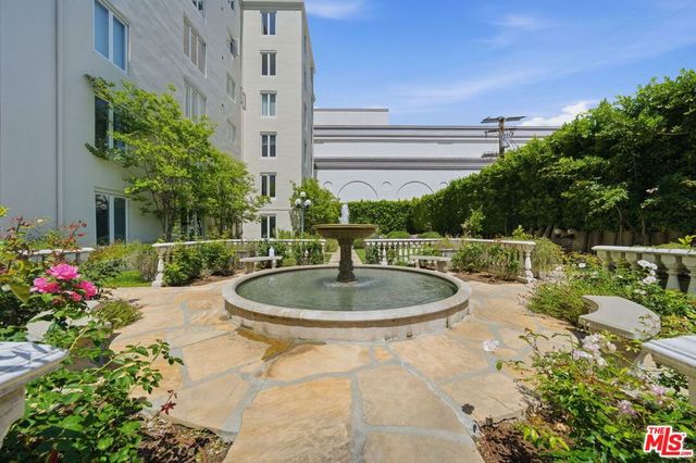 1424 N Crescent Heights Boulevard 49, West Hollywood, CA 90046