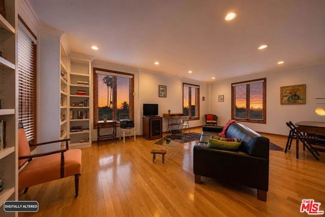 1424 N Crescent Heights Boulevard 49, West Hollywood, CA 90046