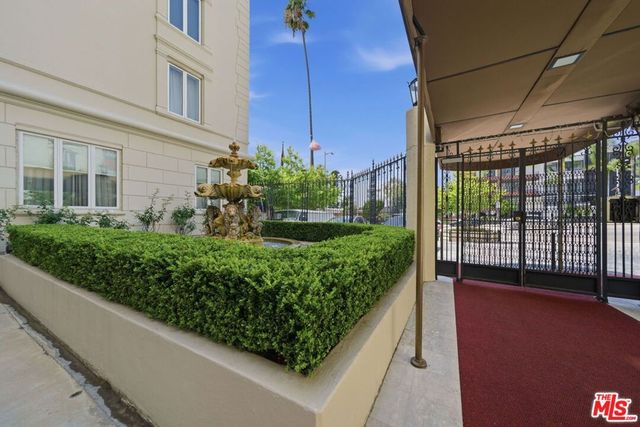 1424 N Crescent Heights Boulevard 49, West Hollywood, CA 90046