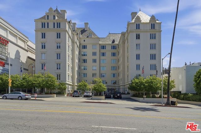 1424 N Crescent Heights Boulevard 49, West Hollywood, CA 90046