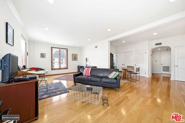 1424 N Crescent Heights Boulevard 49, West Hollywood, CA 90046