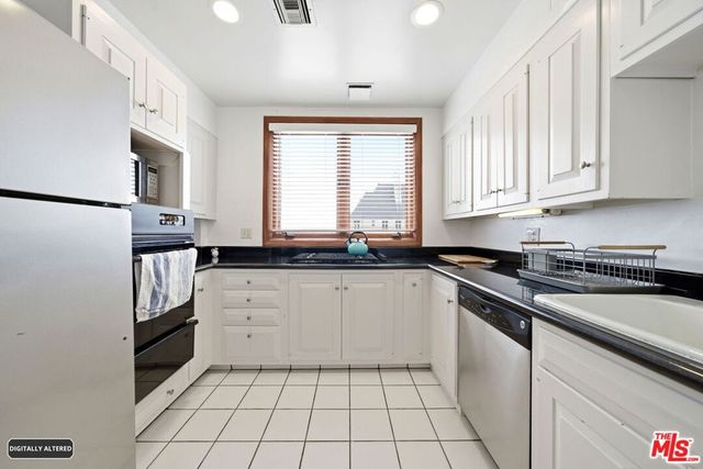 1424 N Crescent Heights Boulevard 49, West Hollywood, CA 90046