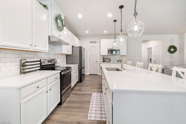 116 Brentwood CV, Smithfield, VA 23430