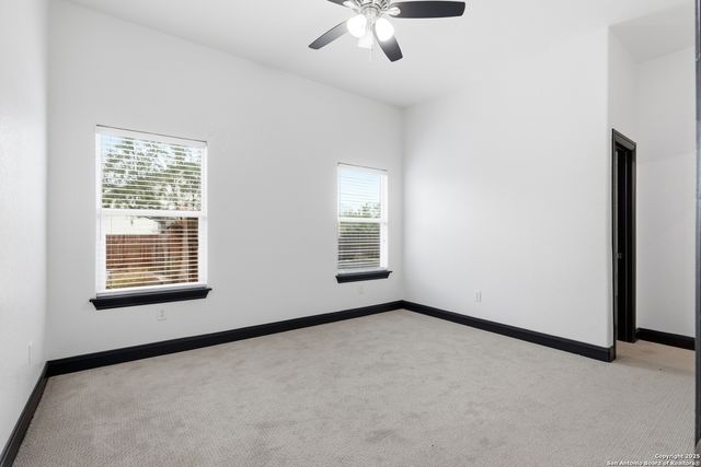 128 Hidden Ranch, Floresville, TX 78114