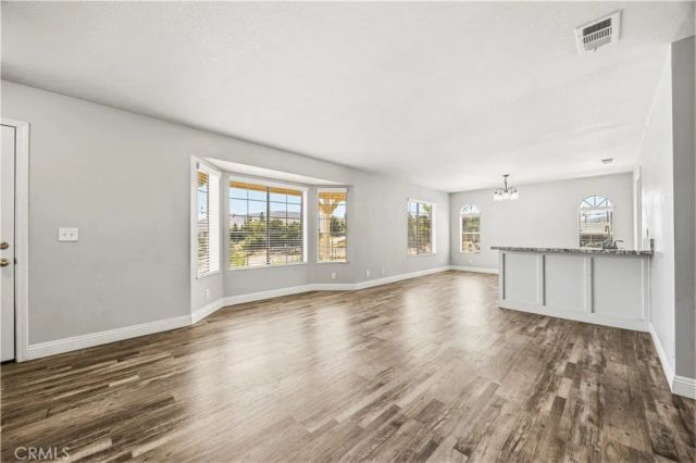 7596 Arcadia Avenue, Hesperia, CA 92345