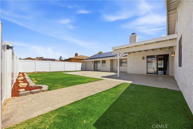 7596 Arcadia Avenue, Hesperia, CA 92345