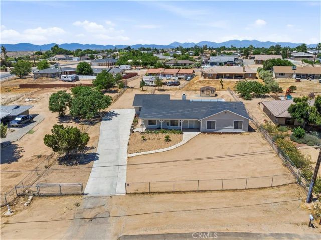 7596 Arcadia Avenue, Hesperia, CA 92345