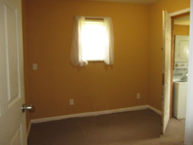 1030 Menominee Road, Waterford, MI 48328