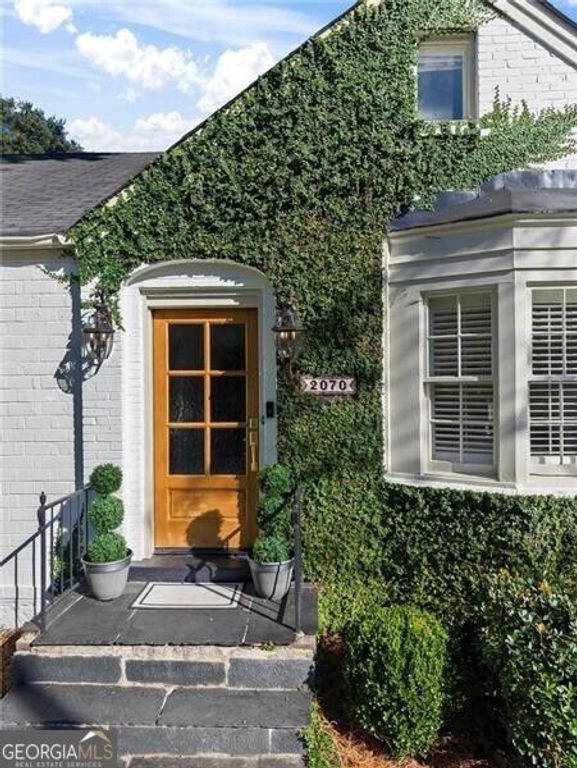 2070 Fairhaven Circle NE, Atlanta, GA 30305 — photo 3