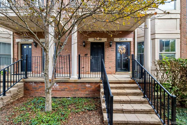 25580 Portico Lane, Novi, MI 48375
