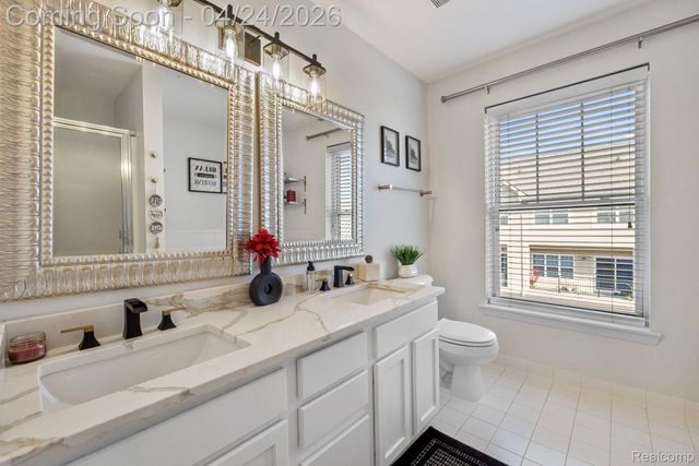 25580 Portico Lane, Novi, MI 48375