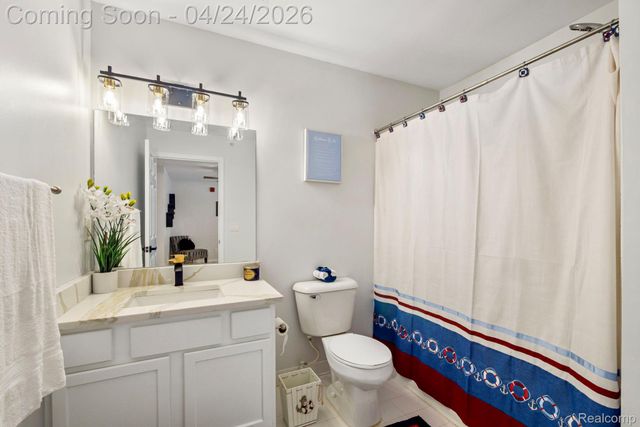25580 Portico Lane, Novi, MI 48375