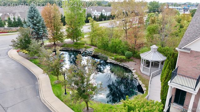 25580 Portico Lane, Novi, MI 48375