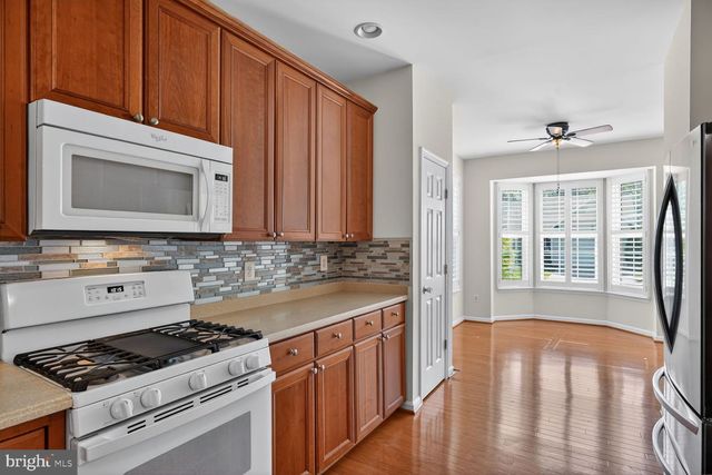 4003 GREAT HARVEST CT, Dumfries, VA 22025