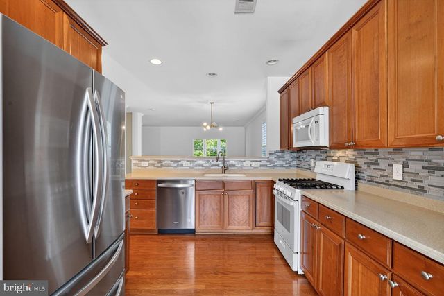 4003 GREAT HARVEST CT, Dumfries, VA 22025