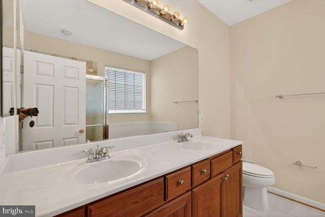 4003 GREAT HARVEST CT, Dumfries, VA 22025