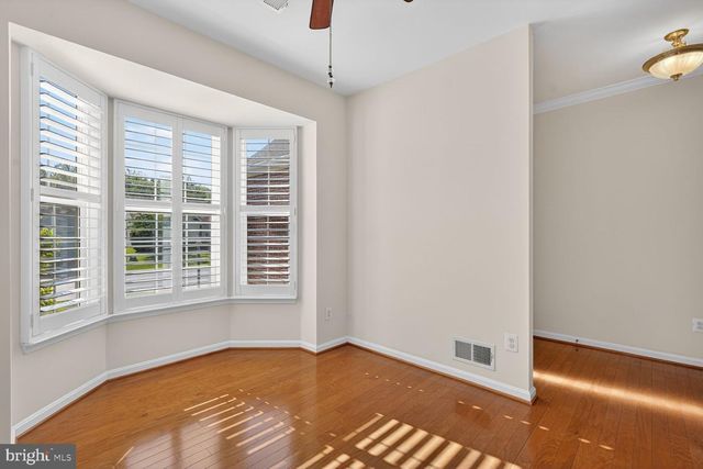 4003 GREAT HARVEST CT, Dumfries, VA 22025