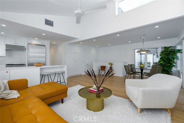 710 Heliotrope Avenue B, Corona Del Mar (newport Beach), CA 92625