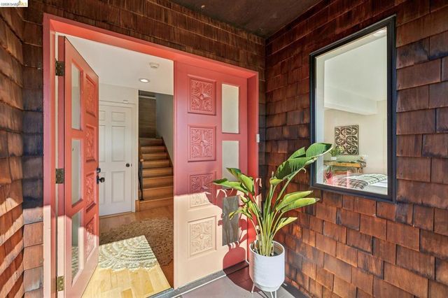 1221 Grizzly Peak Blvd, Berkeley, CA 94708