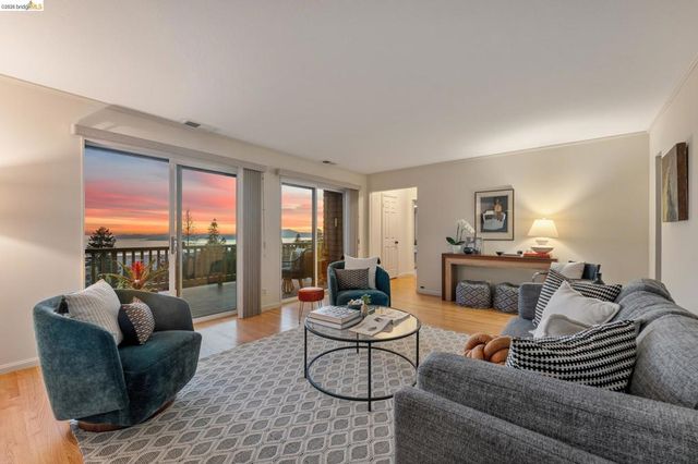 1221 Grizzly Peak Blvd, Berkeley, CA 94708