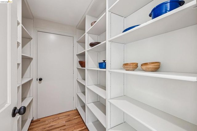 1221 Grizzly Peak Blvd, Berkeley, CA 94708