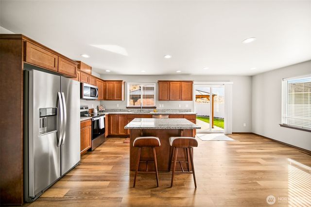 103 George Loop, Rock Island, WA 98850