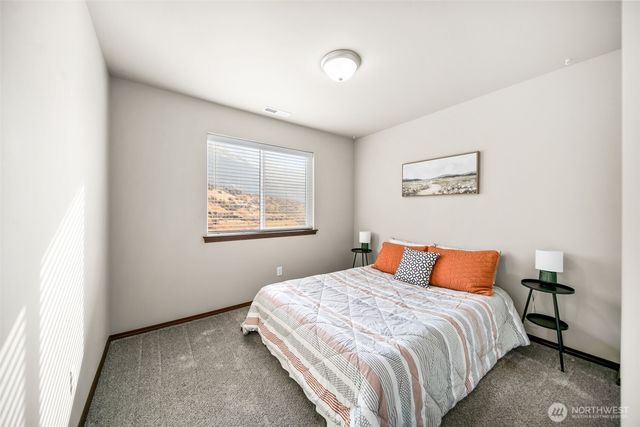 103 George Loop, Rock Island, WA 98850