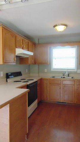 974 Brandi Phillips Dr, Clarksville, TN 37042