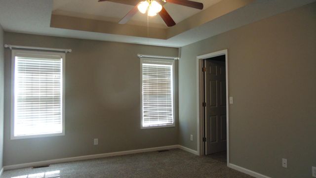 974 Brandi Phillips Dr, Clarksville, TN 37042