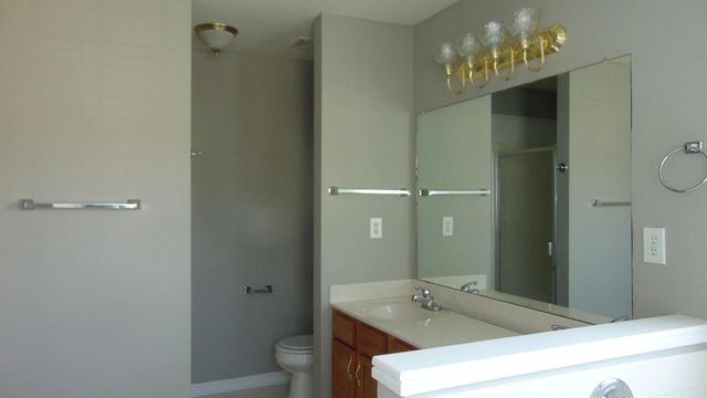 974 Brandi Phillips Dr, Clarksville, TN 37042