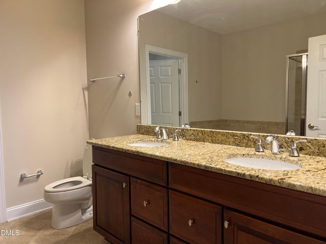 9221 Calabria Drive 121, Raleigh, NC 27617