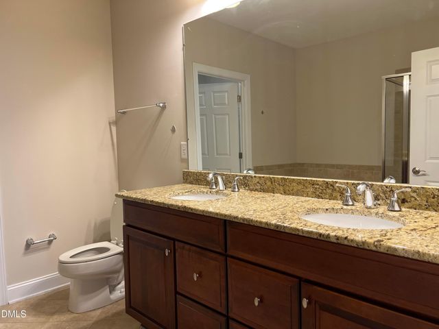 9221 Calabria Drive 121, Raleigh, NC 27617
