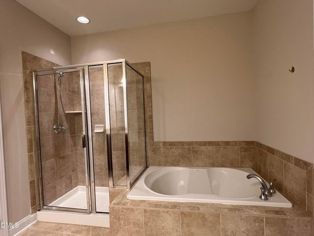 9221 Calabria Drive 121, Raleigh, NC 27617