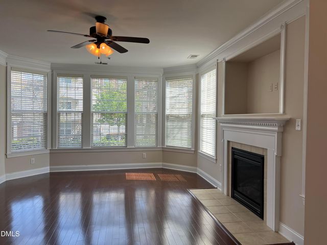 9221 Calabria Drive 121, Raleigh, NC 27617