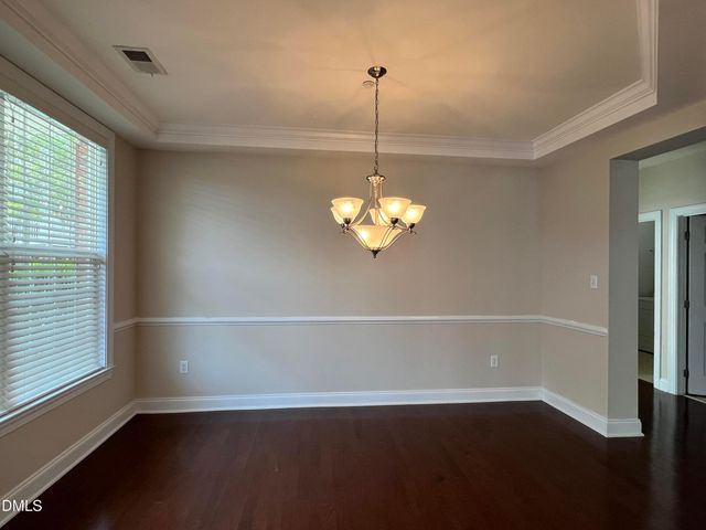 9221 Calabria Drive 121, Raleigh, NC 27617