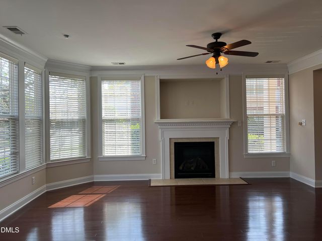 9221 Calabria Drive 121, Raleigh, NC 27617