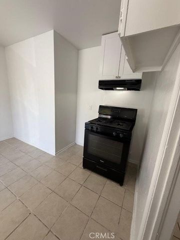 129 N Park, Fresno, CA 93701