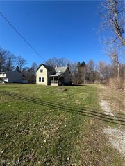 26958 Schady Road, Olmsted Twp, OH 44138