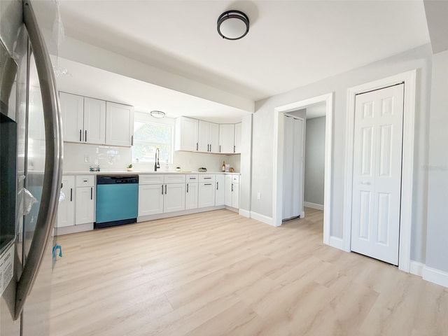 13290 3RD STREET E, Madeira Beach, FL 33708